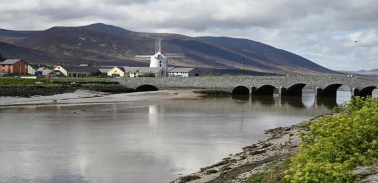 Ballyroe Lodge Tralee Exterior photo